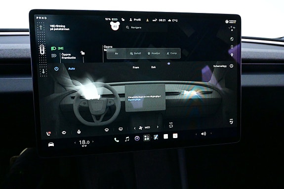Tesla Model 3 19 of 27