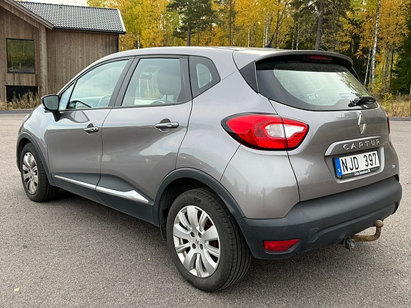 Renault Captur 4 of 6