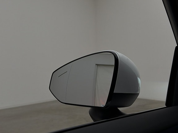 Volvo EX30 22 of 30