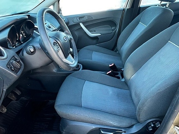 Ford Fiesta 9 of 9