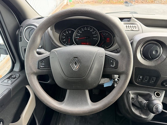 Renault Master 8 of 11
