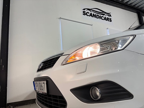 Ford Focus 12 of 24