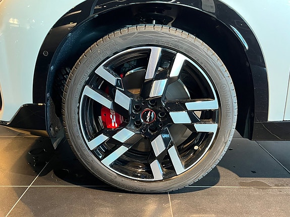 MINI John Cooper Works 4 of 12