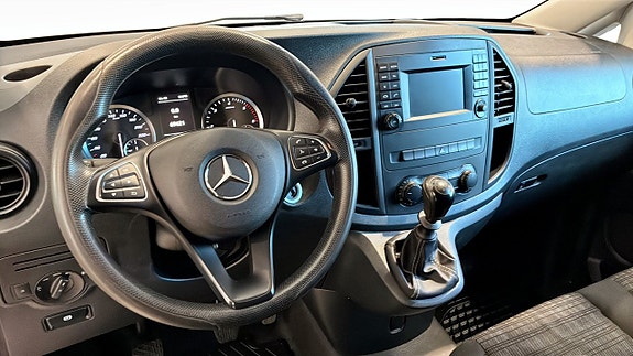 Mercedes-Benz Vito 114 4 of 9