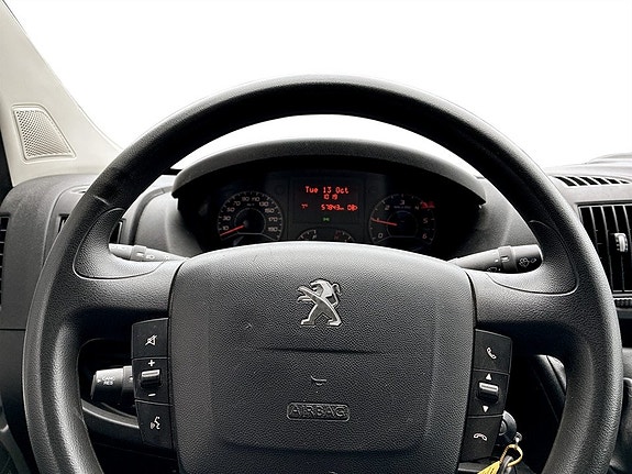 Peugeot Boxer 9 of 15
