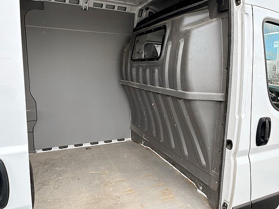 Peugeot Boxer 14 of 15