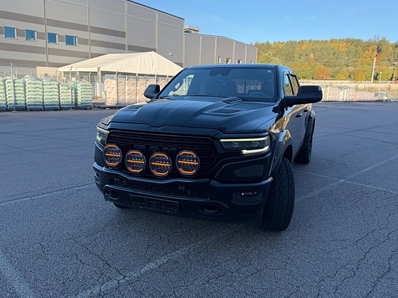 Dodge RAM 1500 9 of 18