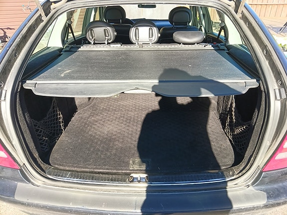 Mercedes-Benz C180 6 of 6