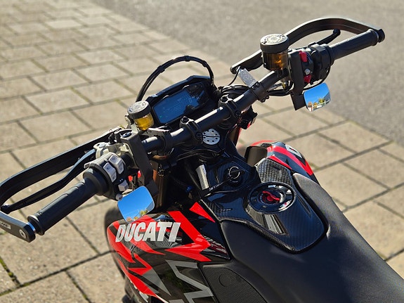 Ducati Hypermotard 698 RVE *UTRUSTAD* 10 of 10