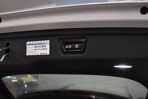 BMW 330e 22 of 23