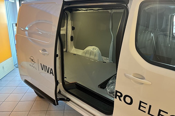 Opel Vivaro-e 7 of 8