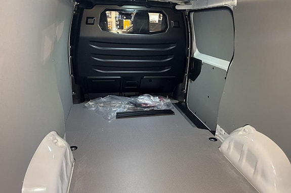 Opel Vivaro-e 8 of 8