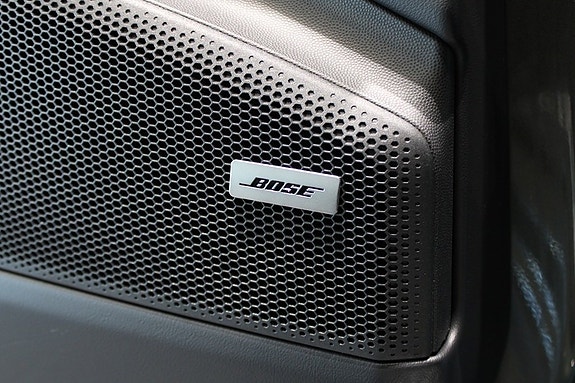 Porsche Macan 4S 12 of 18