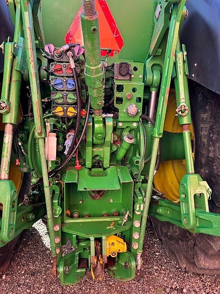 John Deere 7290 R 4 of 6