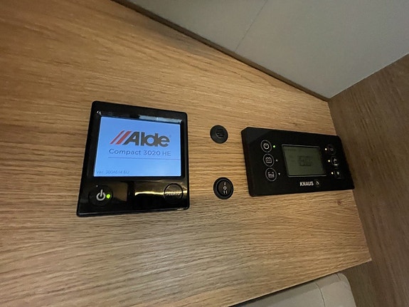 Knaus Skywave 650 ALDE/Automat/Solcell/Litium/Cykelställ 29 of 30