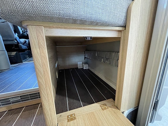 Knaus Skywave 650 ALDE/Automat/Solcell/Litium/Cykelställ 27 of 30