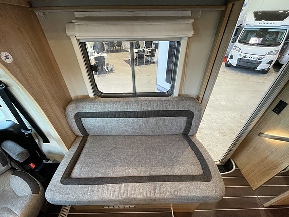 Knaus Skywave 650 ALDE/Automat/Solcell/Litium/Cykelställ 16 of 30