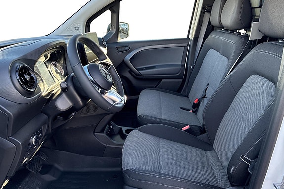 Mercedes-Benz eCitan 11 of 15