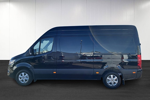 Mercedes-Benz Sprinter 319 7 of 16