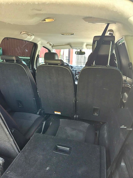 Ford S-MAX 5 of 10