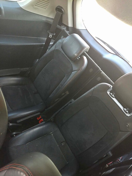 Ford S-MAX 8 of 10