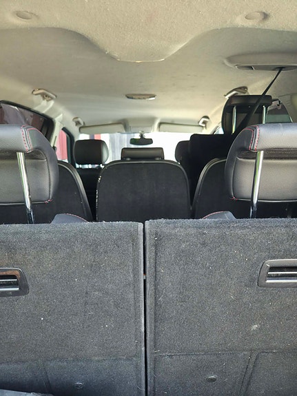Ford S-MAX 7 of 10
