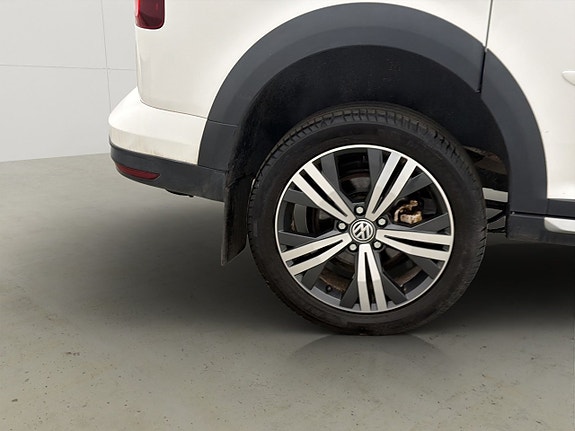 Volkswagen Caddy Alltrack 30 of 30