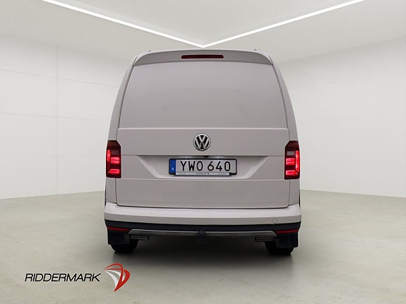 Volkswagen Caddy Alltrack 8 of 30