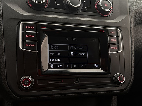 Volkswagen Caddy Alltrack 22 of 30