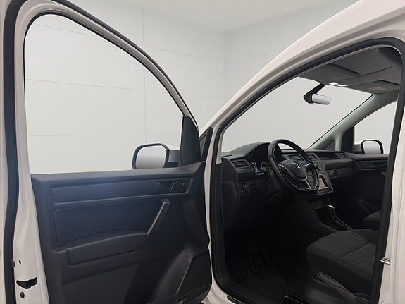Volkswagen Caddy Alltrack 15 of 30