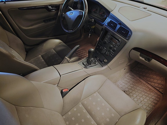 Volvo S60 8 of 11