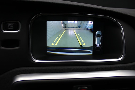 Volvo V40 Cross Country 17 of 20