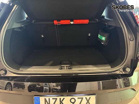 Volvo EX30 17 of 28