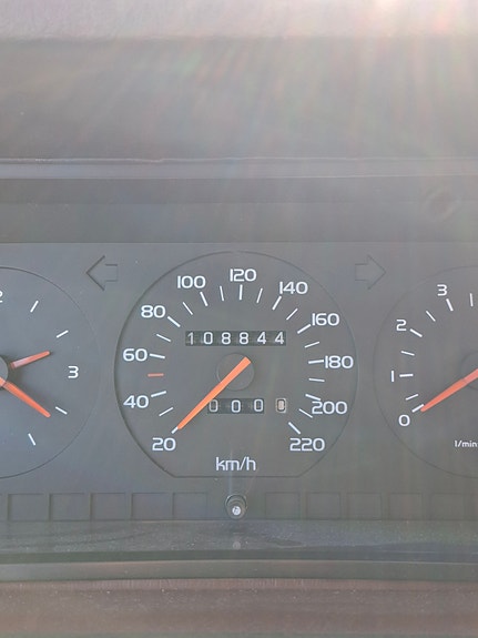 Volvo 740 2 of 13