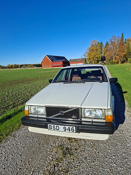 Volvo 740 10 of 13