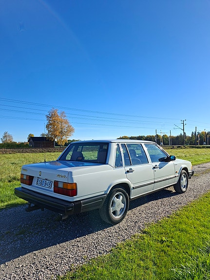 Volvo 740 7 of 13
