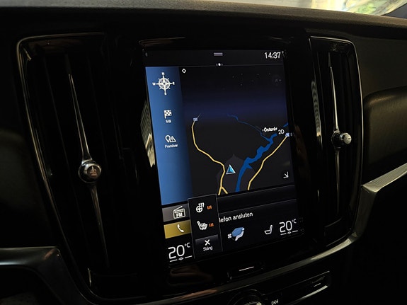 Volvo V90 Cross Country 15 of 18