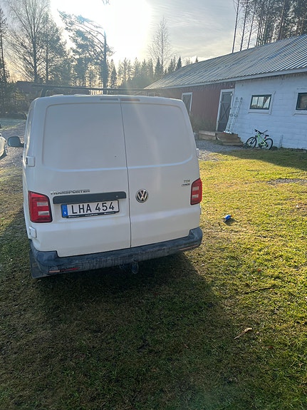 Volkswagen Transporter 4 of 5