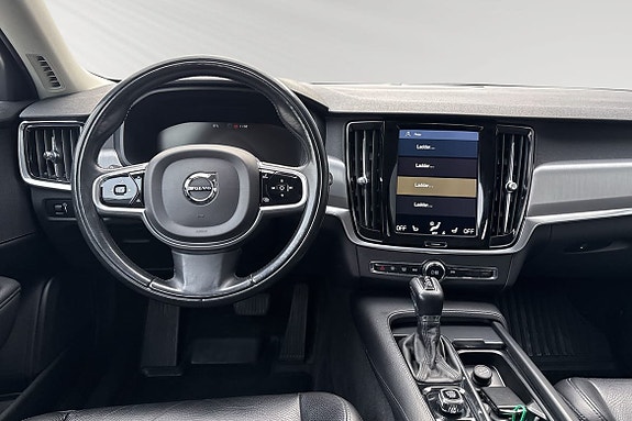 Volvo V90 9 of 25