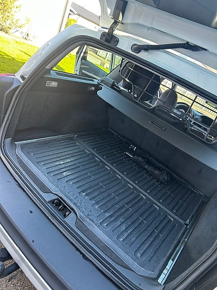 Volvo XC70 4 of 6