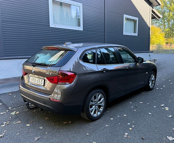 BMW X1 3 of 7