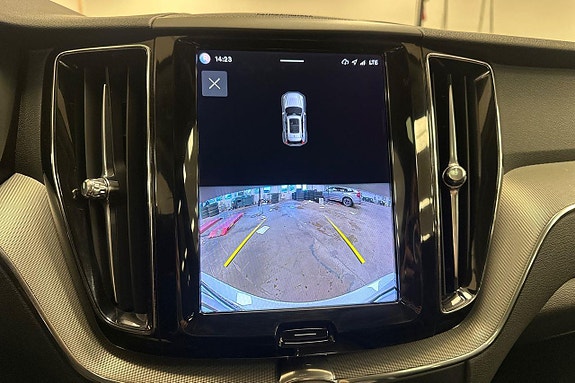 Volvo XC60 19 of 30