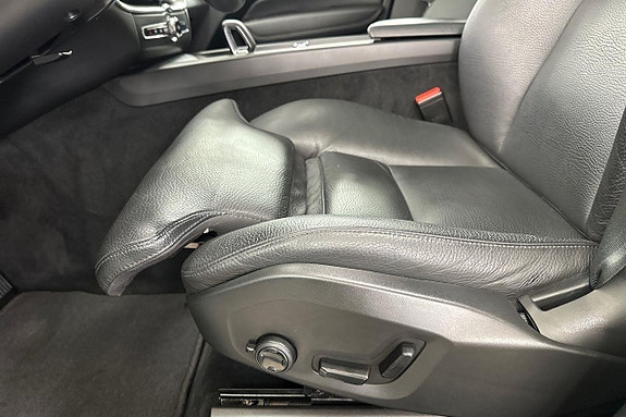 Volvo XC60 15 of 30