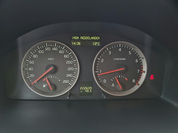 Volvo S40 10 of 12