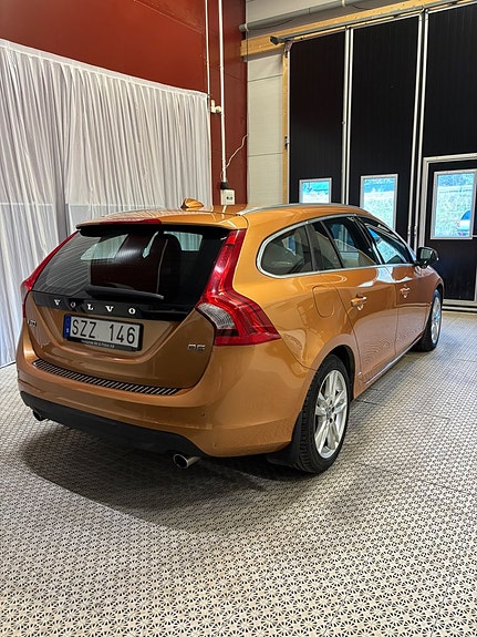 Volvo V60 5 of 10