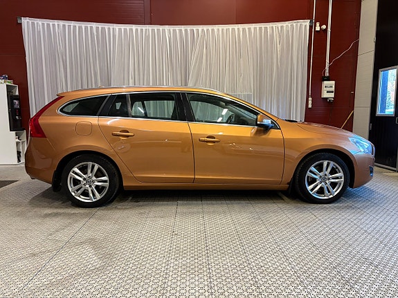 Volvo V60 10 of 10