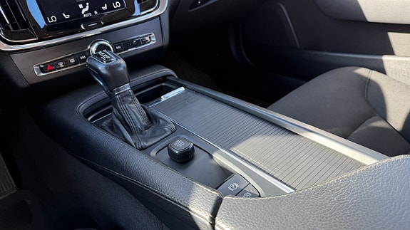 Volvo V90 Cross Country 27 of 27