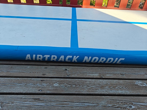 Product image 1 of 6