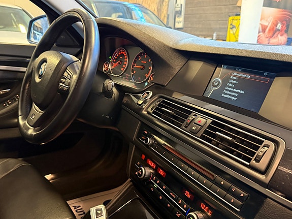 BMW 525d 11 of 16