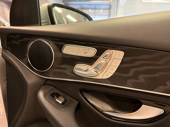 Mercedes-Benz GLC220 d 17 of 22